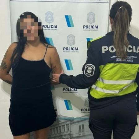 Rompió la luneta de un auto y fue aprehendida tras un operativo con cámaras de seguridad