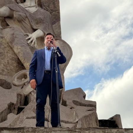 Arturo Rojas: “Nuestros héroes no son figuras de bronce, son vecinos nuestros y no nos alcanzará la vida para agradecerles”