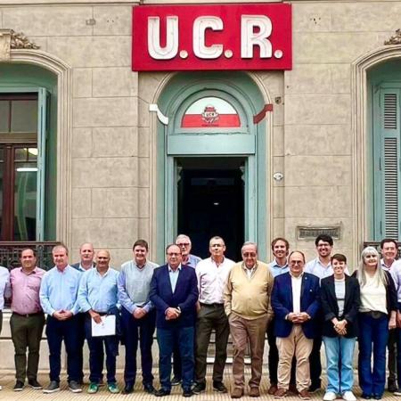 Intendentes radicales reclaman a Nación por la caída de recursos y advierten por el impacto en los municipios