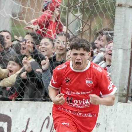 Villa del Parque y Mataderos empataron en un clásico vibrante