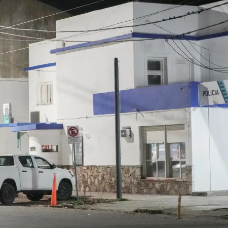 Golpeó a su expareja, violó una restricción y quedó detenido