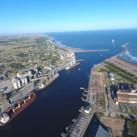 Puerto Quequén ratificó dos ejes clave: refulado costero y recuperación integral de la Avenida Brown