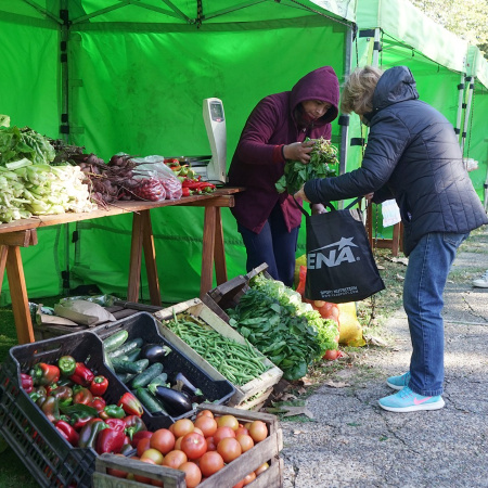 Regreso con éxito de la feria “El Mercado en tu barrio”