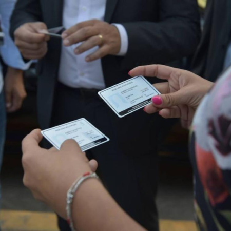 Ya se pueden retirar los pases multimodales para personas con discapacidad
