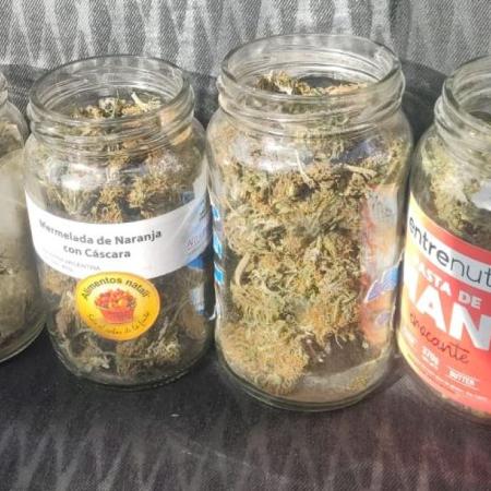 Secuestran marihuana tras una discusión de pareja y detienen a un acusado de robo armado en Necochea