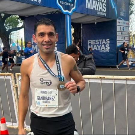 Federico Santibáñez hizo historia en las Fiestas Mayas y logró su mejor marca en los 10K