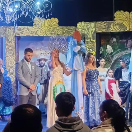 “La solidaridad le va a ganar a la indiferencia”: fuerte mensaje de Arturo Rojas en la Gala Patria del 25 de Mayo