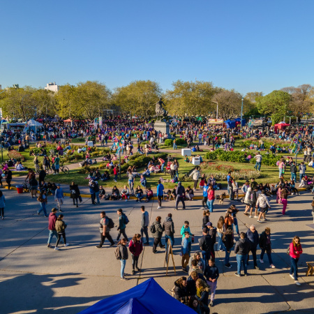 El intercambio de figuritas llegará acompañado de variadas actividades en la Plaza Dardo Rocha