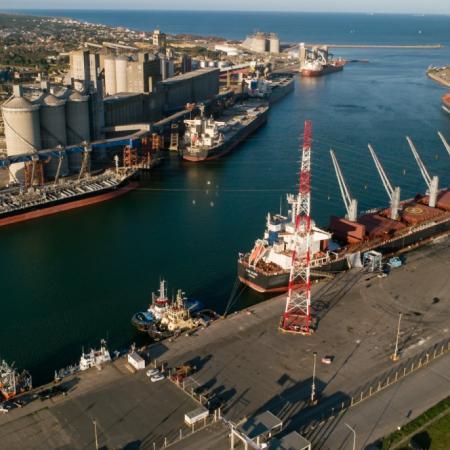 Puerto Quequén obtuvo la habilitación portuaria definitiva y consolida su condición como uno de los principales puertos comerciales del país
