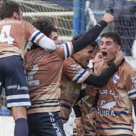 Prefederal: Ministerio goleó a Defensores de Valeria del Mar y quedó a un paso de las semifinales