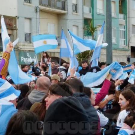 Fulton pidió celebrar con responsabilidad y reforzó el llamado a la prevención vial
