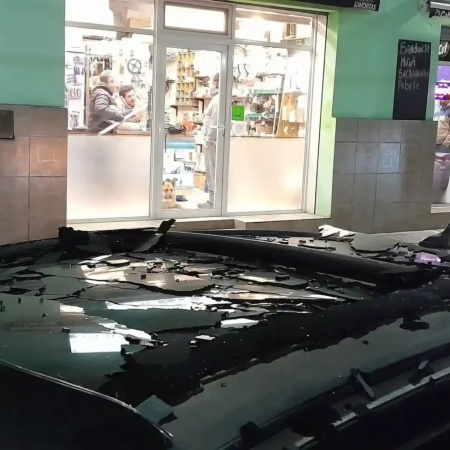 Conmoción en Lobería por una balacera frente a un comercio