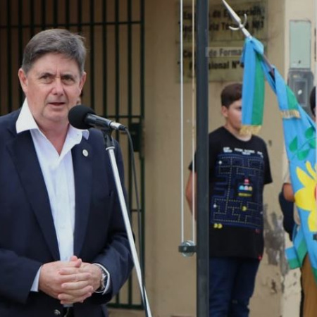 "Hoy no son tiempos para sumar nuevos servicios de salud", advirtió Gargaglione al describir el impacto de la crisis económica en San Cayetano
