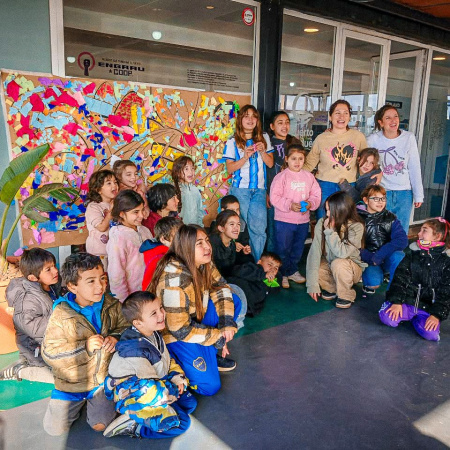 Alumnos del C.E.C. N° 803 disfrutaron de una jornada de arte, tecnología e identidad portuaria en el CIP