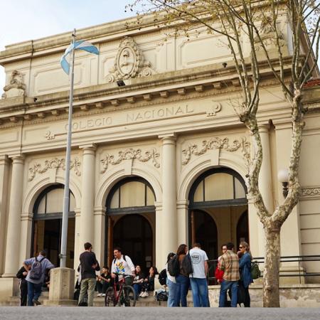 Paro docente con alta adhesión en Necochea: UDOCBA reclamó mejoras salariales y medidas contra la violencia escolar