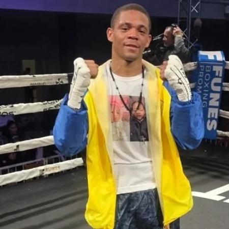 El "Travieso" Arias Olivo logró una gran victoria por nocaut técnico en Córdoba