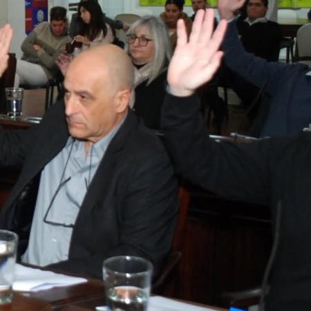 El Procurador de la Suprema Corte respaldó al Ejecutivo en el conflicto con el HCD y pidió declarar nula la ordenanza
