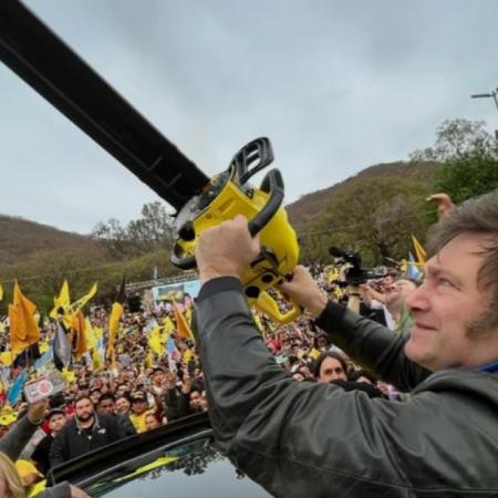 Recortaron subsidios, frenaron obras y despidieron miles de empleados: ¿dónde está la plata?