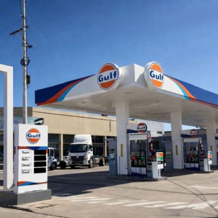 Motochorros armados simularon cargar combustible y asaltaron una estación de servicio