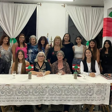 La colectividad árabe invita a vivir una tarde de danzas y a acompañar arreglos de su sede