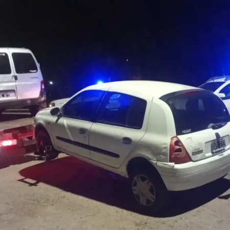 Dos aprehendidos y dos vehículos secuestrados durante un operativo en el acceso a Quequén
