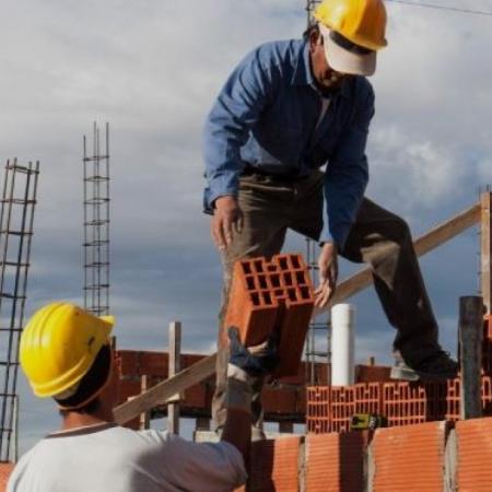 Franqui cuestionó los nuevos créditos hipotecarios: "No son una solución para el problema de la vivienda"