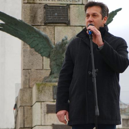 Rojas llamó a construir una Necochea unida y sostuvo que "debemos seguir creciendo con los valores que nos inculcó San Martín"