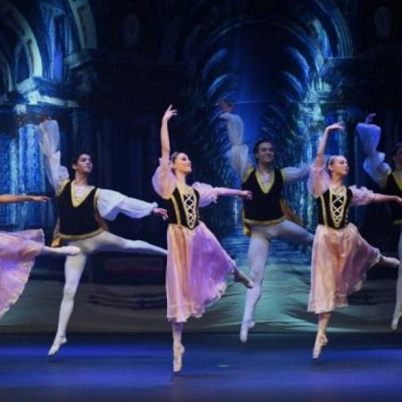 La cartelera del Teatro París sigue sorprendiendo: ahora llega el legendario Ballet Clásico de San Petersburgo