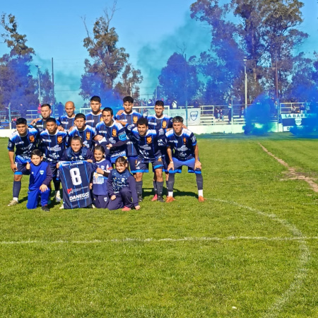 Ministerio lo dio vuelta ante Villa Díaz Vélez y quedó líder del Federal