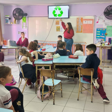 El Municipio fortalece la educación ambiental con charlas y actividades junto a las escuelas