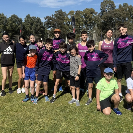 Una amplia delegación de Escuela Municipal de Atletismo participó de la Liga del Sudeste en San Cayetano
