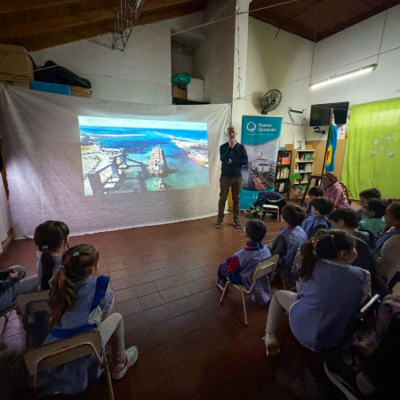 El programa “Puerto Ciudad” reunió a casi 100 estudiantes para reflexionar sobre el territorio y sus proyectos de vida