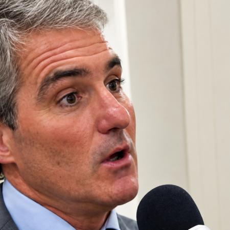 Insólito: Gonzalo Diez y una nueva etapa política, de la banca y el Comité Radical a las caricaturas en redes