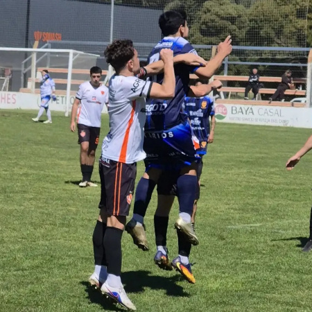 Empate 1-1 y final caliente entre Villa Díaz Vélez y Ministerio en el cierre del Regional Federal Amateur