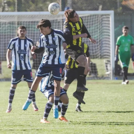 Liga Necochea: Rivadavia goleó a Jorge Newbery y la fecha 19 completó su cuadro en la Zona A