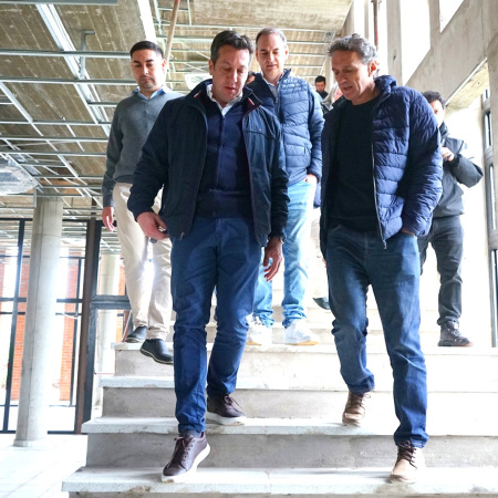 El ministro Katopodis visitó Necochea y recorrió junto al Intendente la obra de la Casa de la Provincia