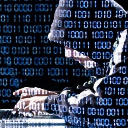 Delitos informáticos: una especialista alertó en Necochea sobre los riesgos de las redes sociales para los menores