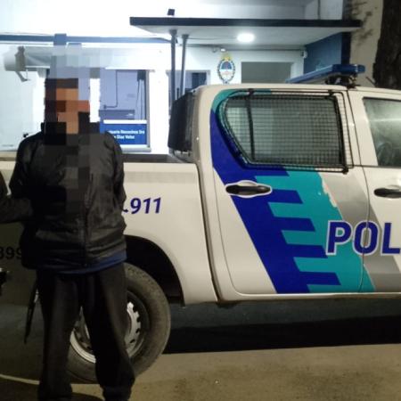 Detuvieron en la vía pública a un hombre de 52 años con pedido de captura en Necochea